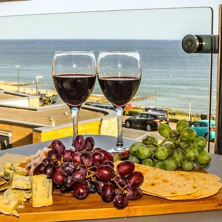 Soho Beach Apartment With Fabulous Sea View And 2 Minutes To The Beach With Free Parking And Netflix Bournemouth Zewnętrze zdjęcie