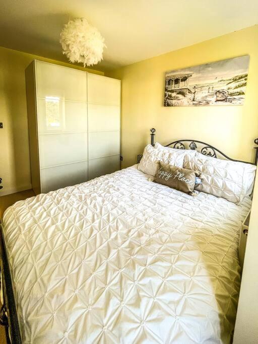 Soho Beach Apartment With Fabulous Sea View And 2 Minutes To The Beach With Free Parking And Netflix Bournemouth Zewnętrze zdjęcie